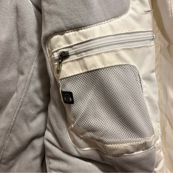 Women's White Quilted Jacket - Picture 6 of 9